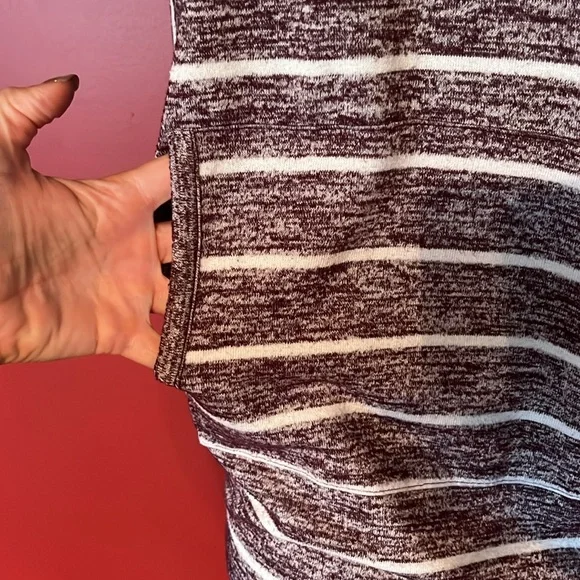 Like new Market & Spruce striped hooded quarter length sleeve top - Picture 2 of 13